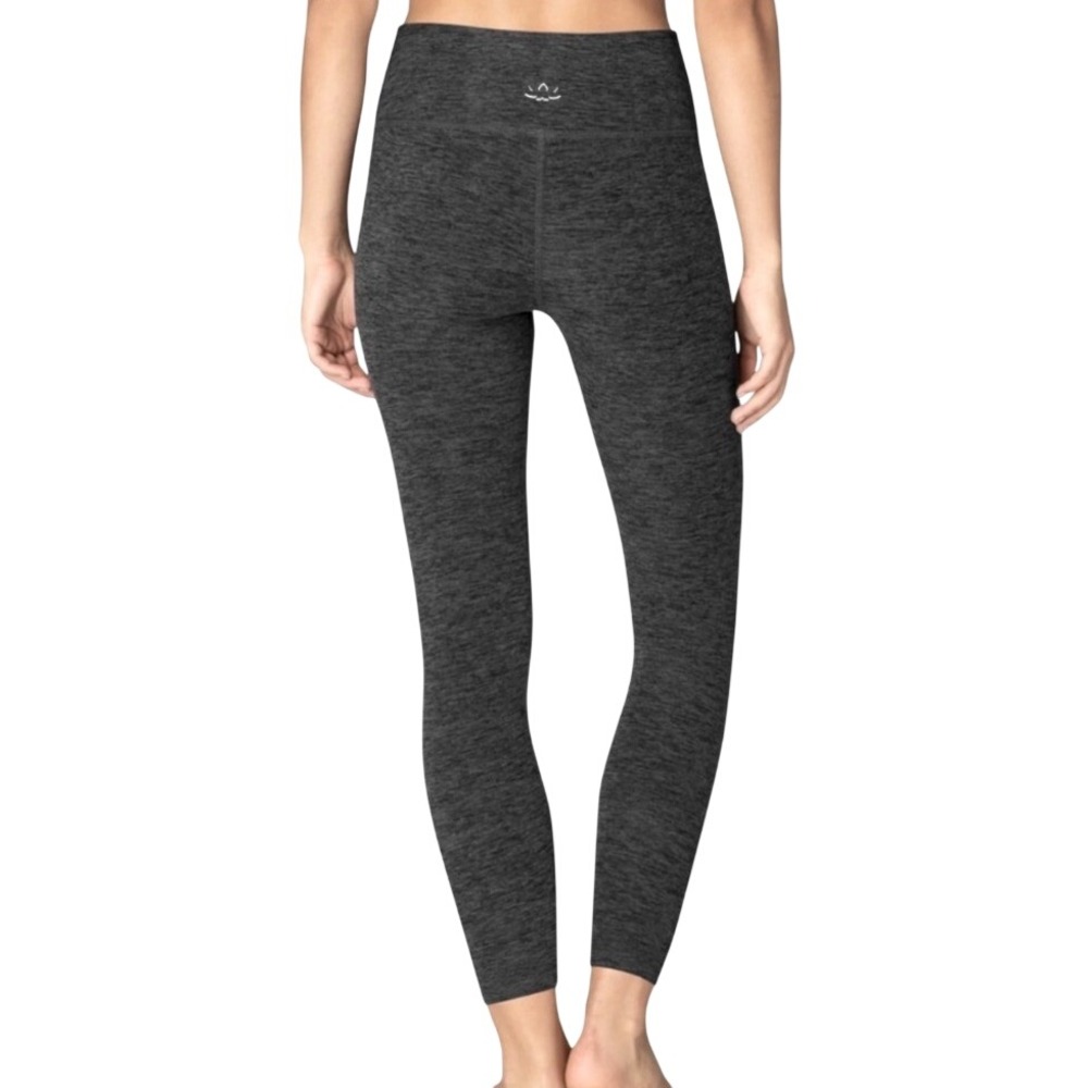 Beyond Yoga Spacedye High Waisted Capri Leggings Womens Small Gray Excellent - Picture 3 of 9